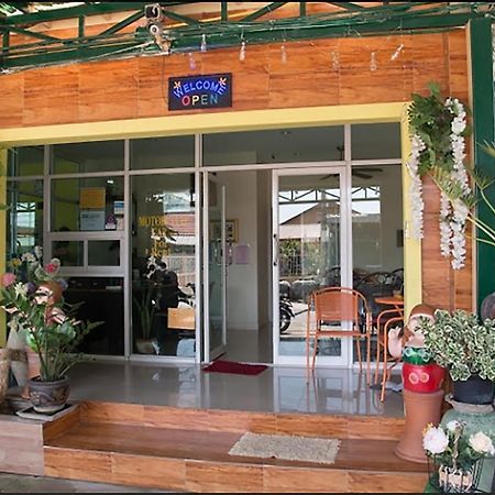 Lotus Suite Hua Hin Exterior photo