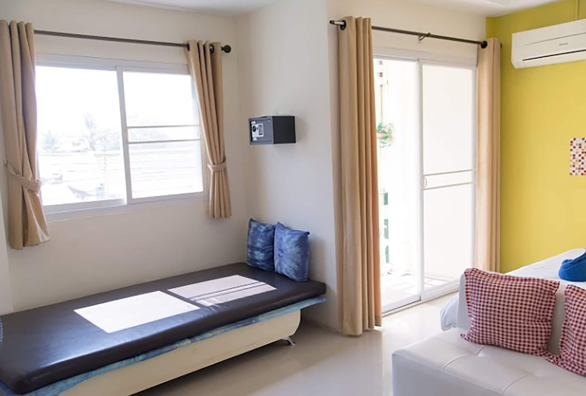 Lotus Suite Hua Hin Exterior photo